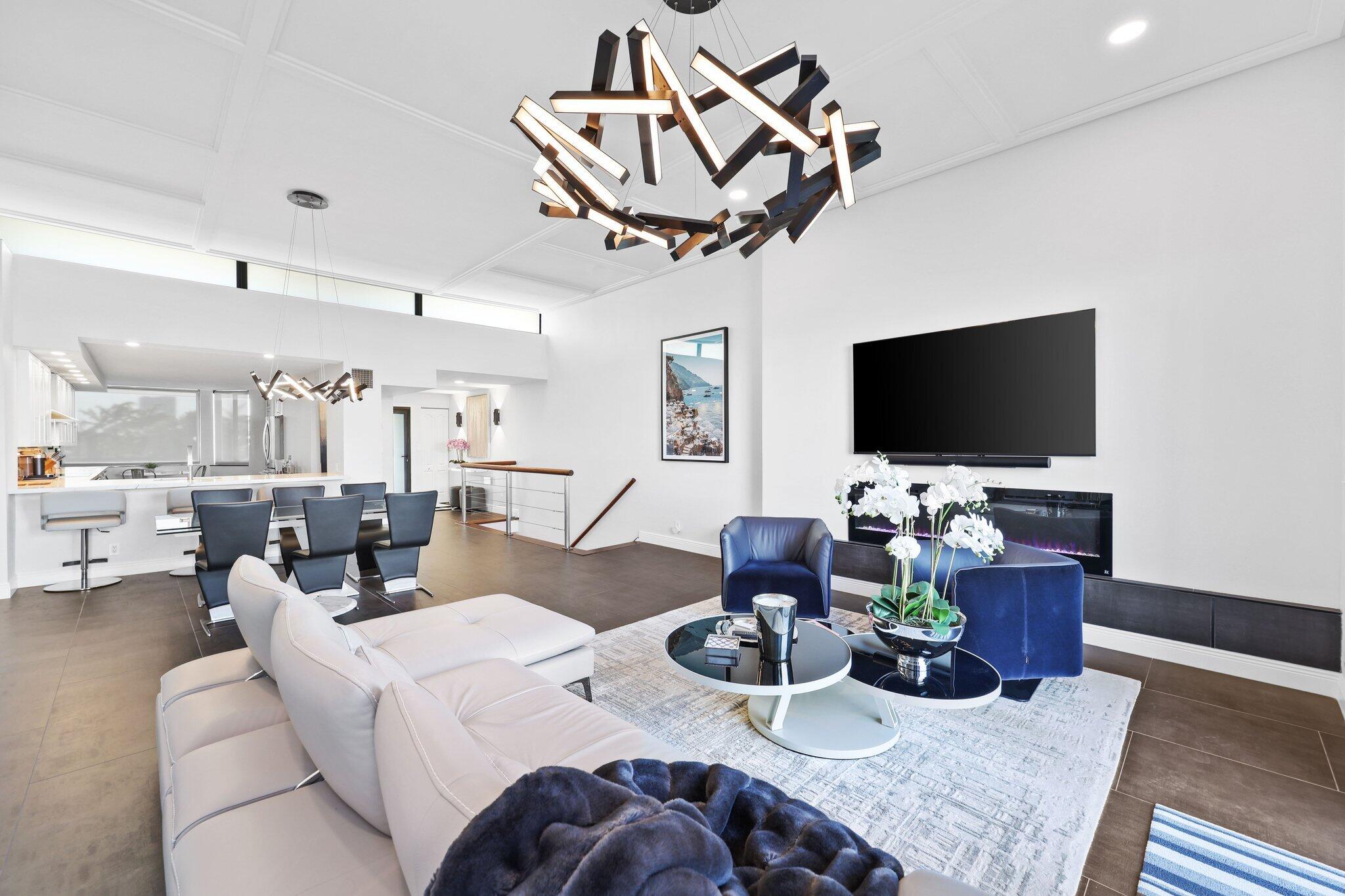 TOWNHOUSES AT HARBOR BEACH CONDO - Residential