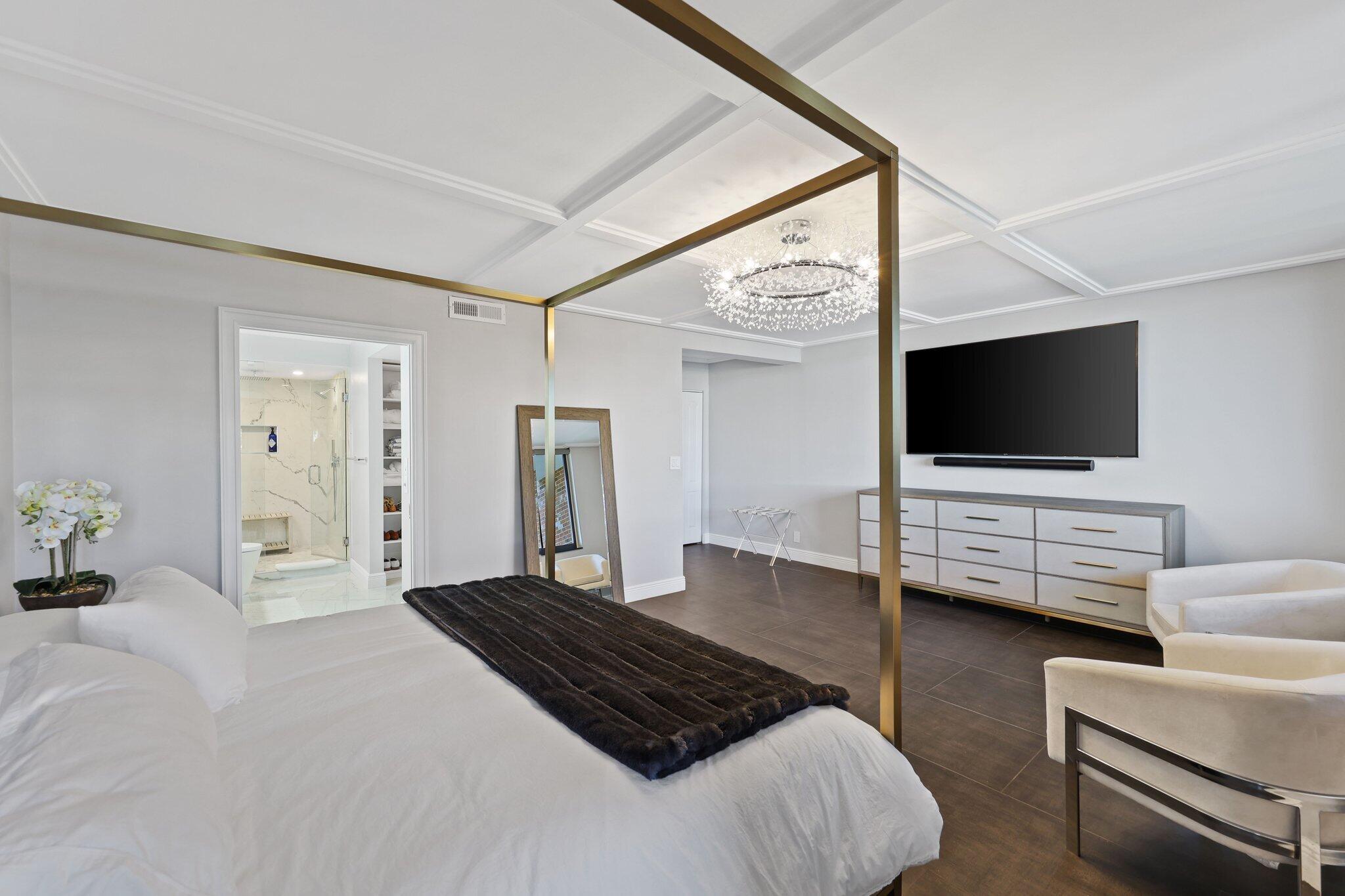 TOWNHOUSES AT HARBOR BEACH CONDO - Residential