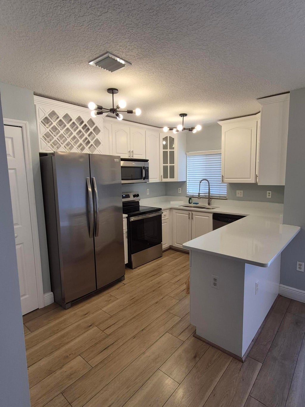 Photo of 5837 TYLER Street, Hollywood, FL 33021 (MLS # B26079401)
