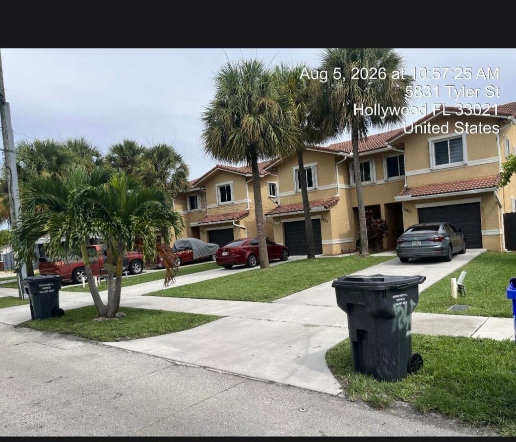 Photo of 5837 TYLER Street, Hollywood, FL 33021 (MLS # B26079401)