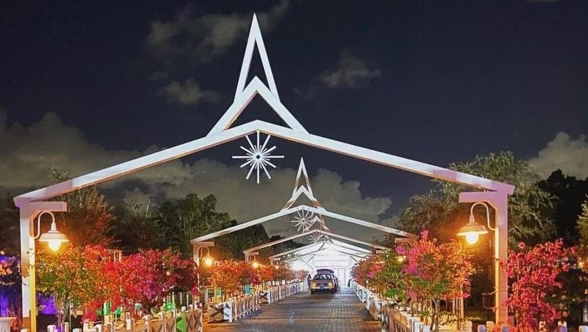 SUNSHINE RANCHES - Land