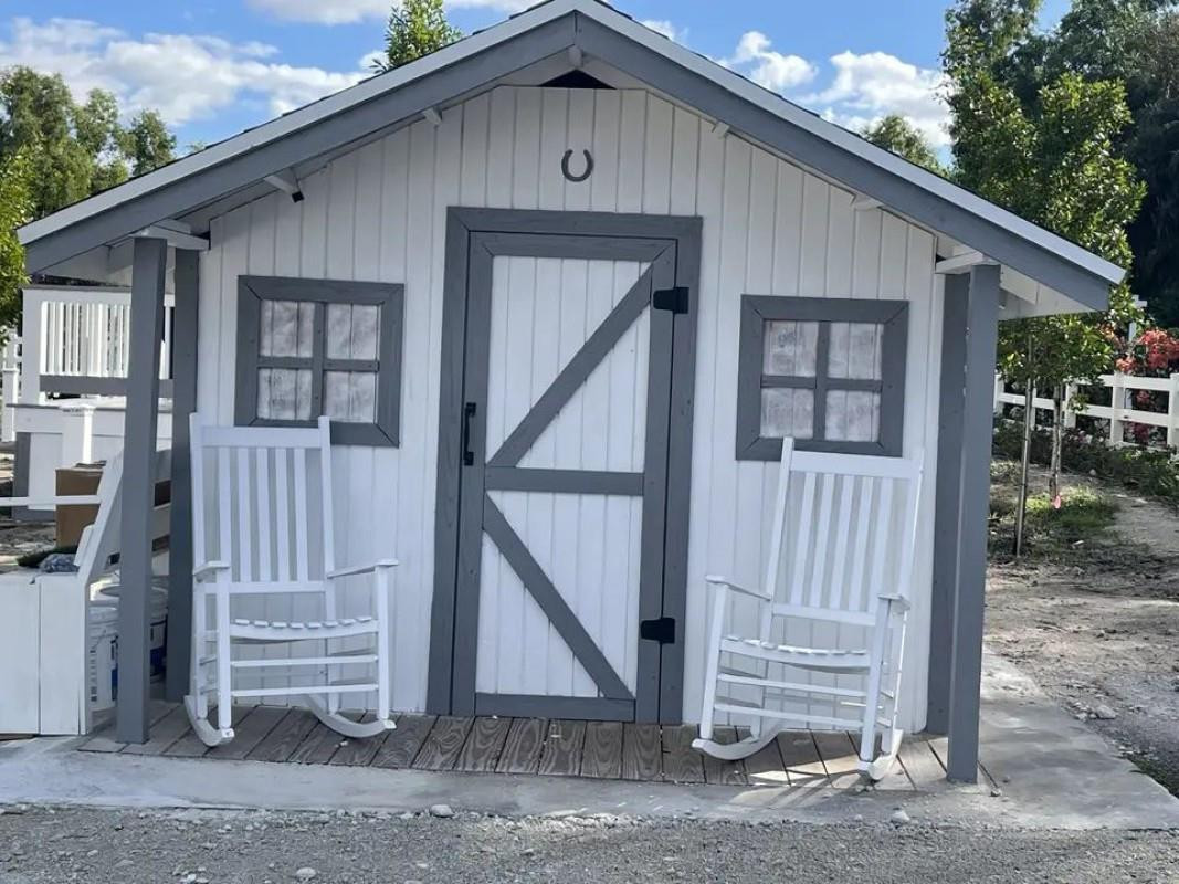 SUNSHINE RANCHES - Land