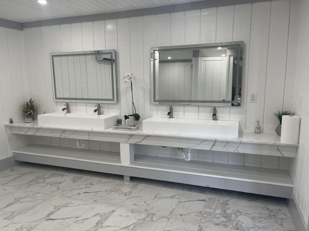 SUNSHINE RANCHES - Land