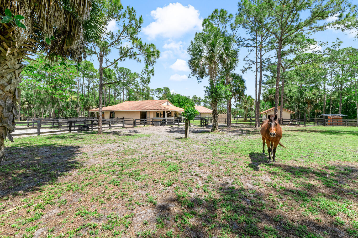 DEER RUN - Residential