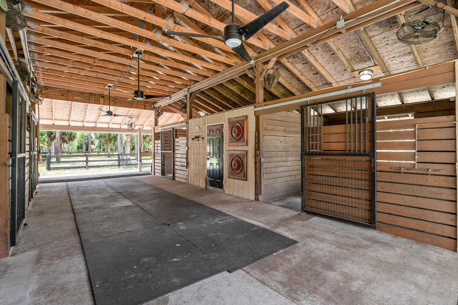 DEER RUN - Residential