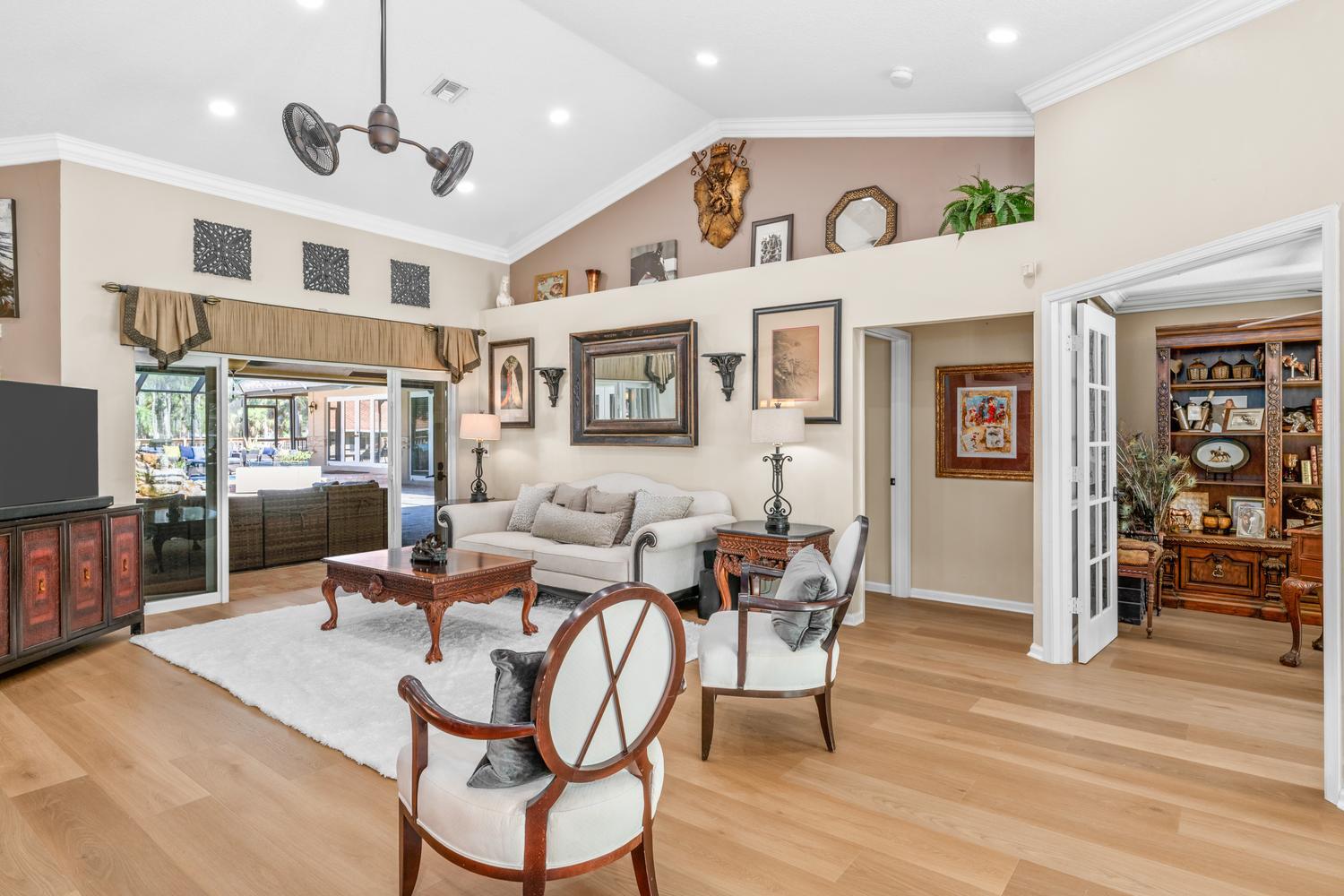 DEER RUN - Residential