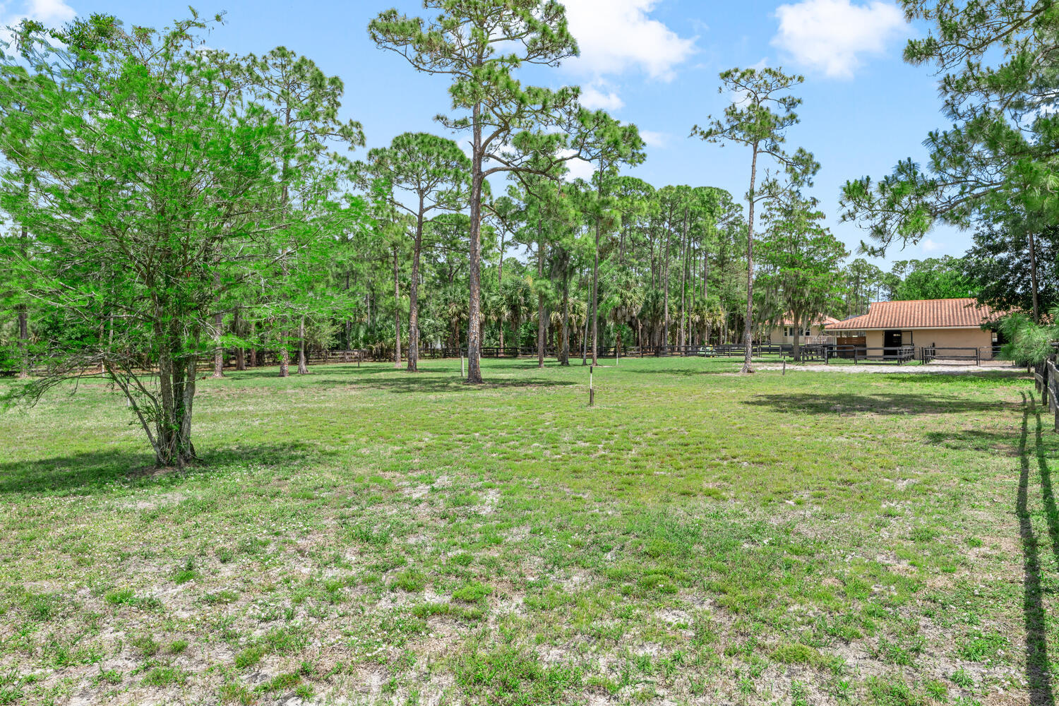 DEER RUN - Residential