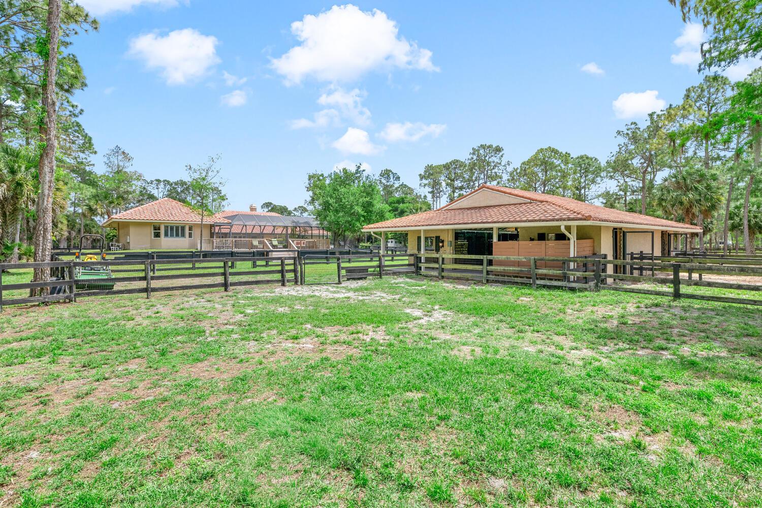 DEER RUN - Residential