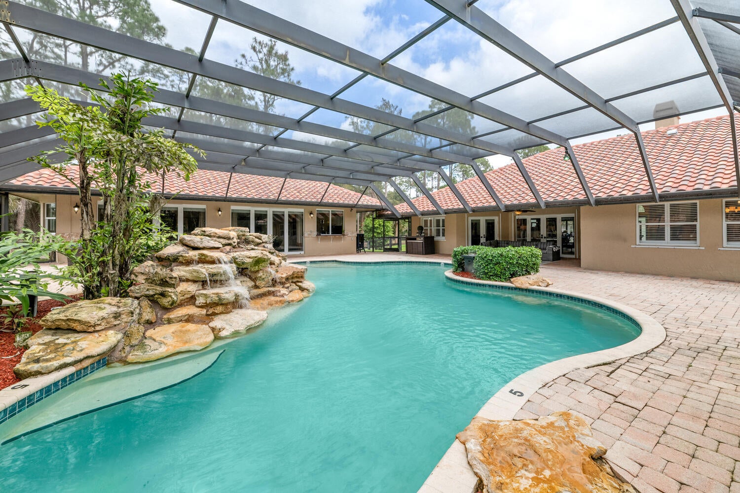 2559 Palm Deer Drive