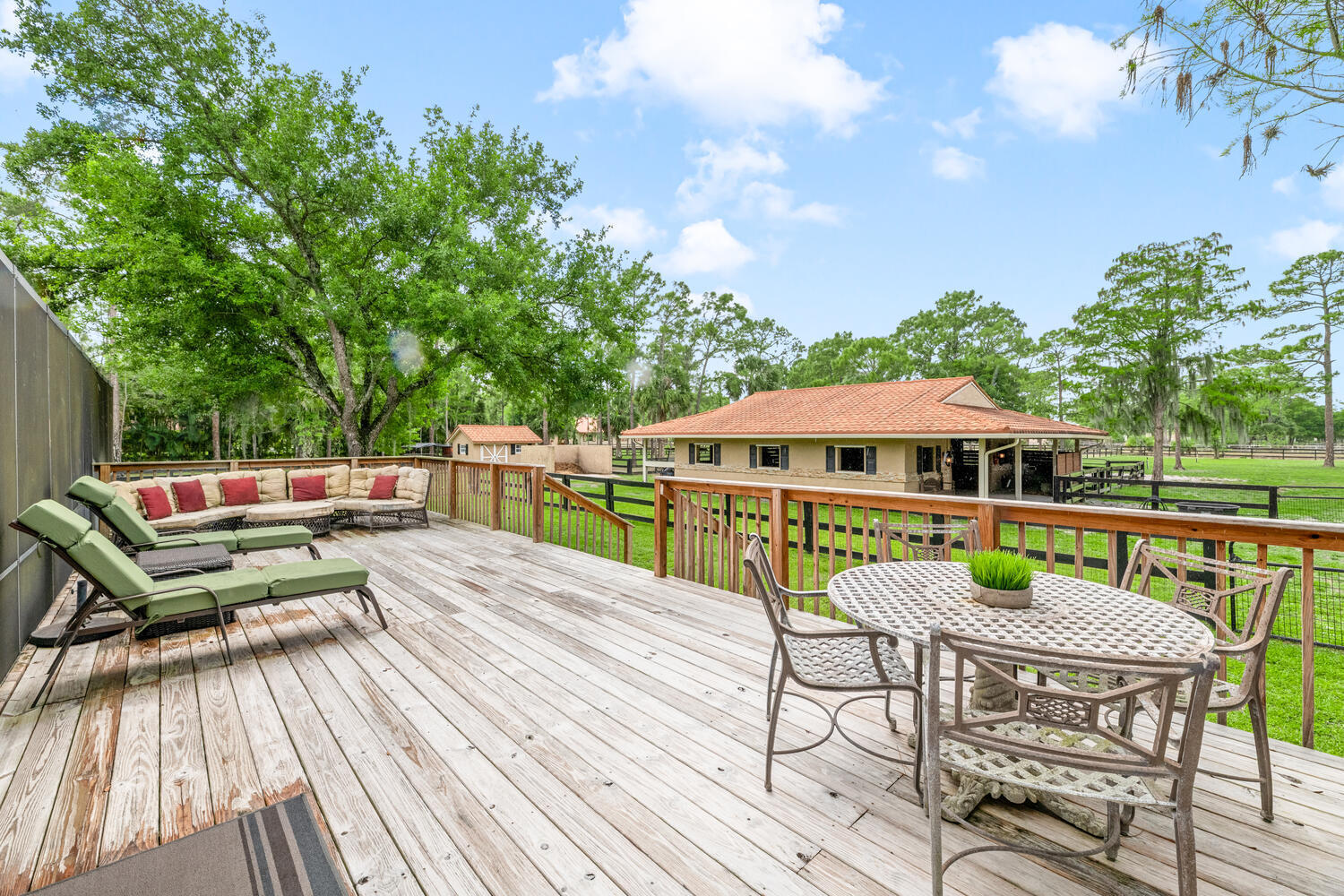 DEER RUN - Residential