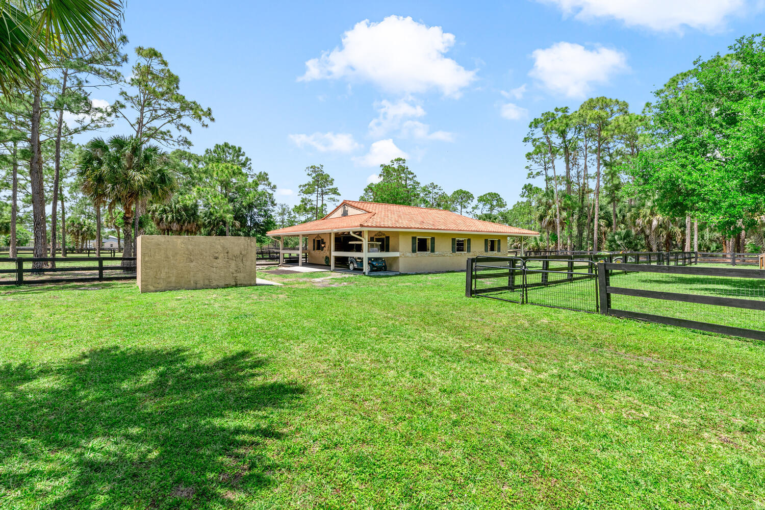 DEER RUN - Residential