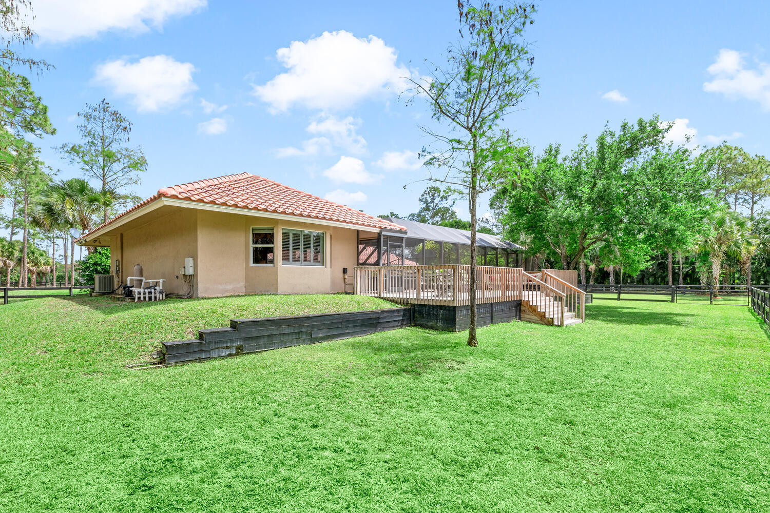 DEER RUN - Residential