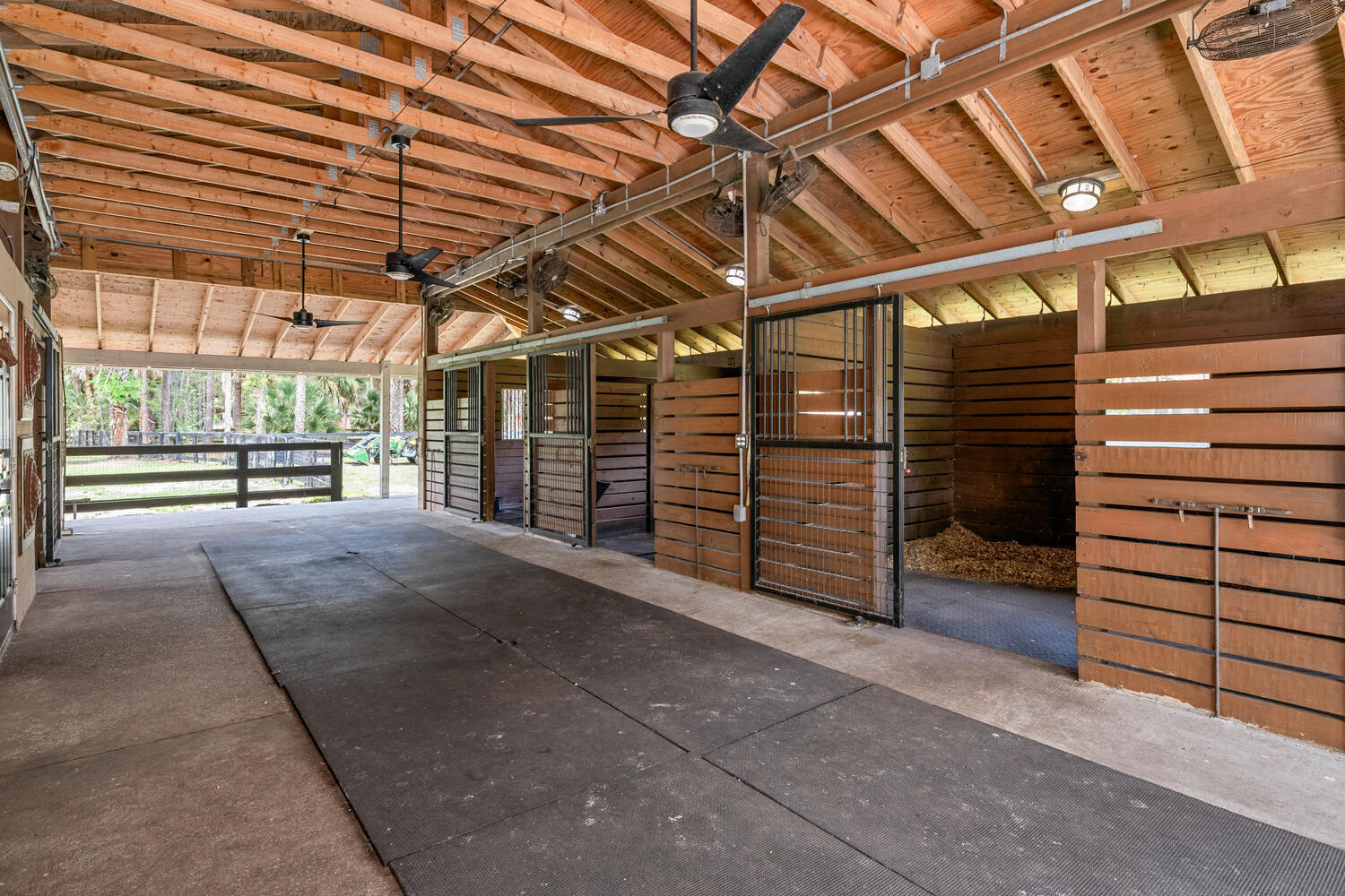 DEER RUN - Residential