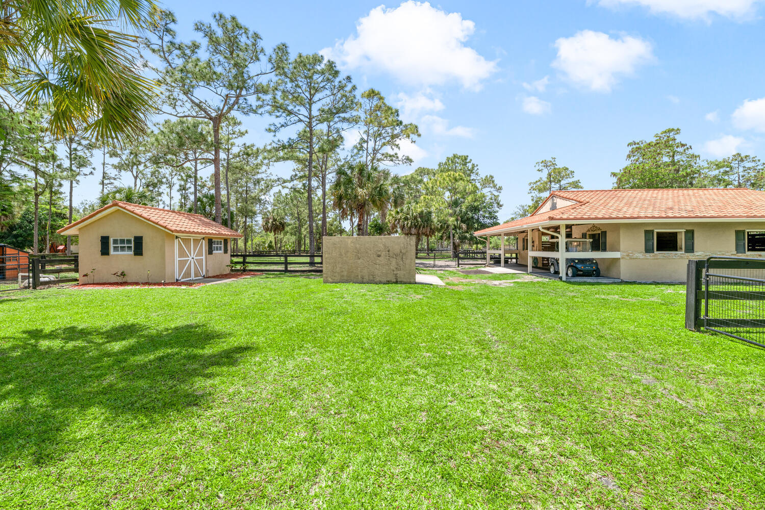 DEER RUN - Residential