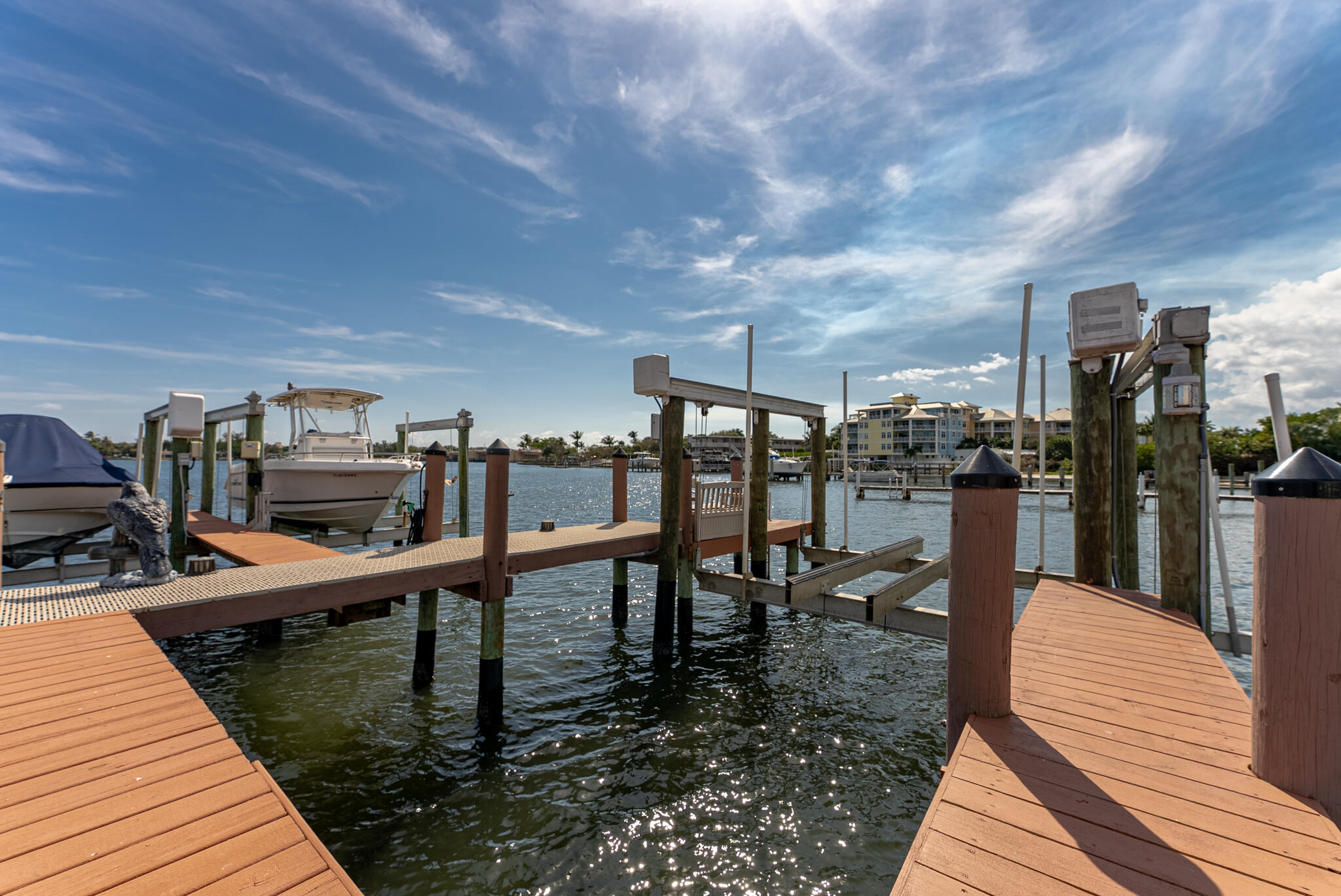 COCONUT COVE OF LANTANA CONDO - Residential