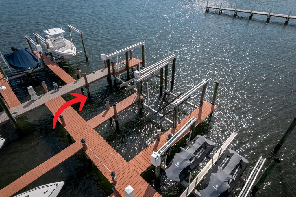 Photo of 318 N Lake Drive, Lantana, FL 33462 (MLS # R11165687)