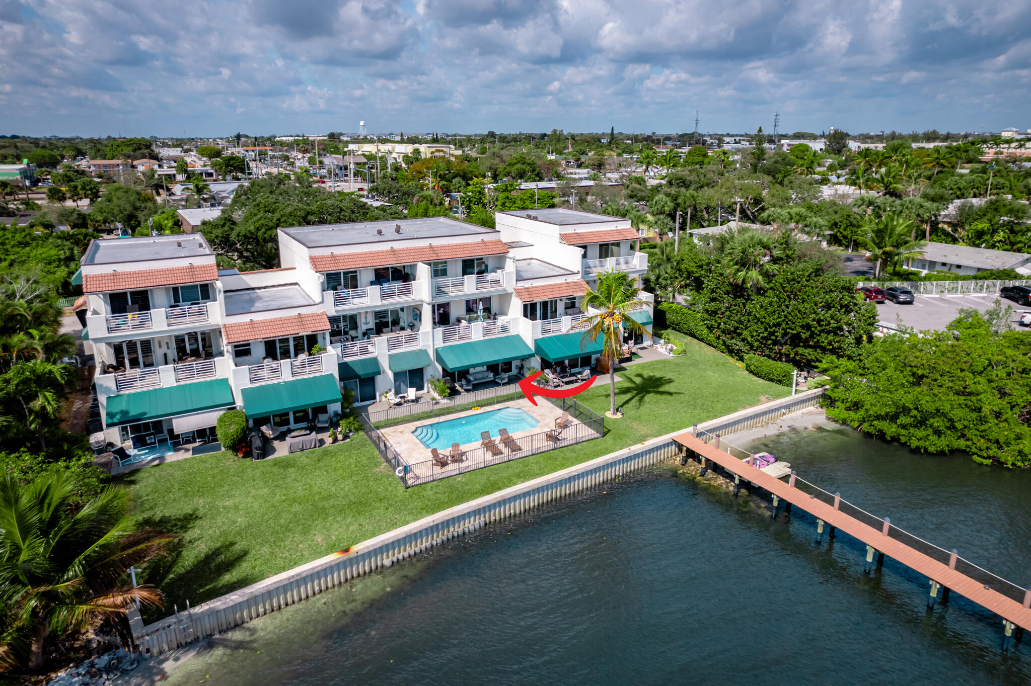 COCONUT COVE OF LANTANA CONDO - Residential