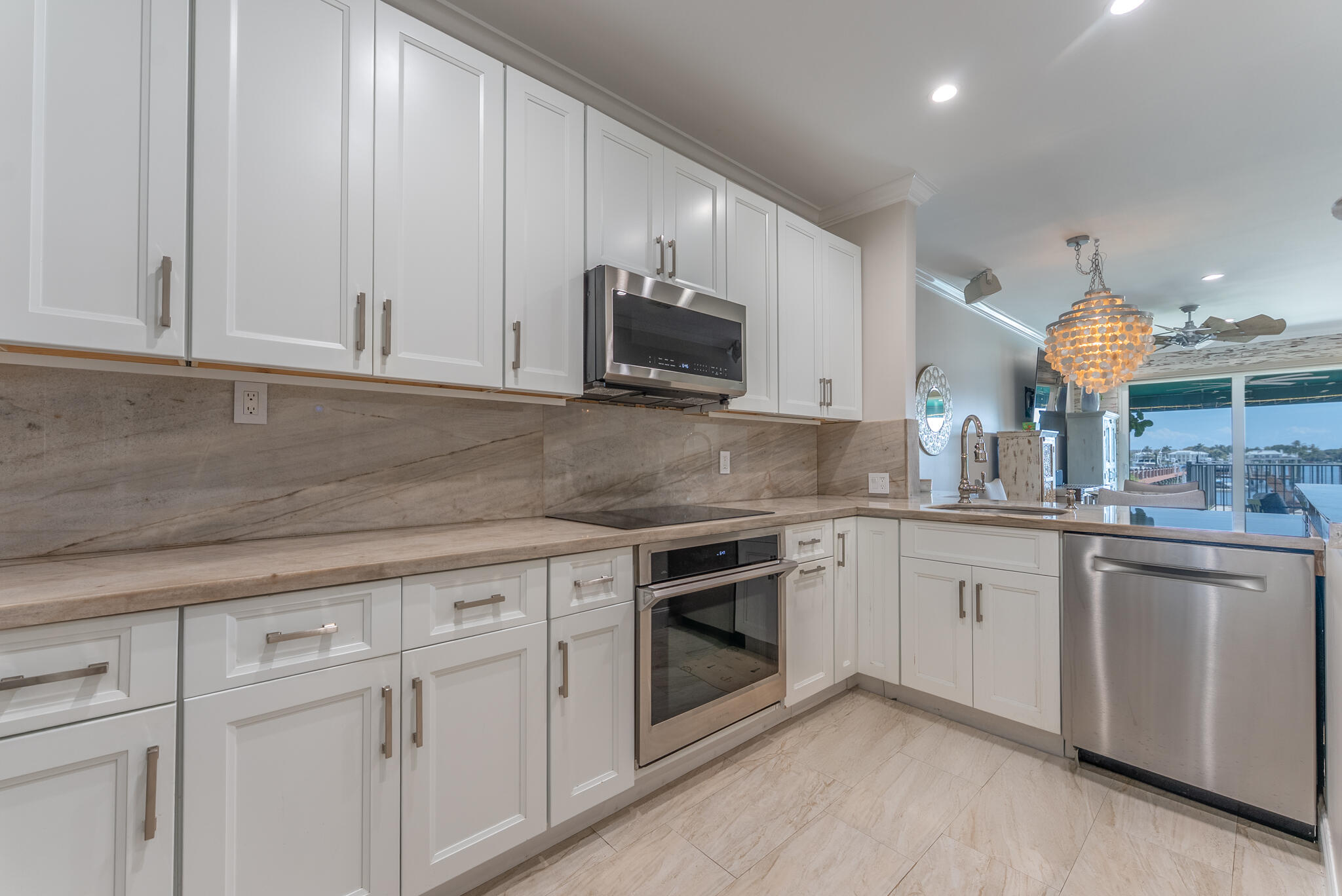 COCONUT COVE OF LANTANA CONDO - Residential