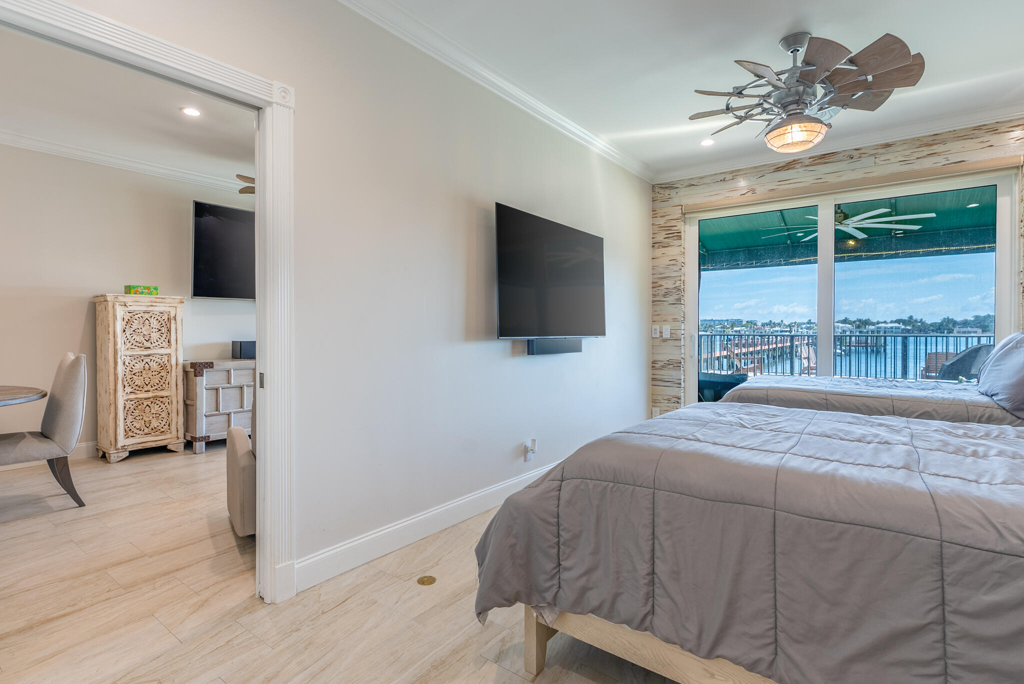 COCONUT COVE OF LANTANA CONDO - Residential