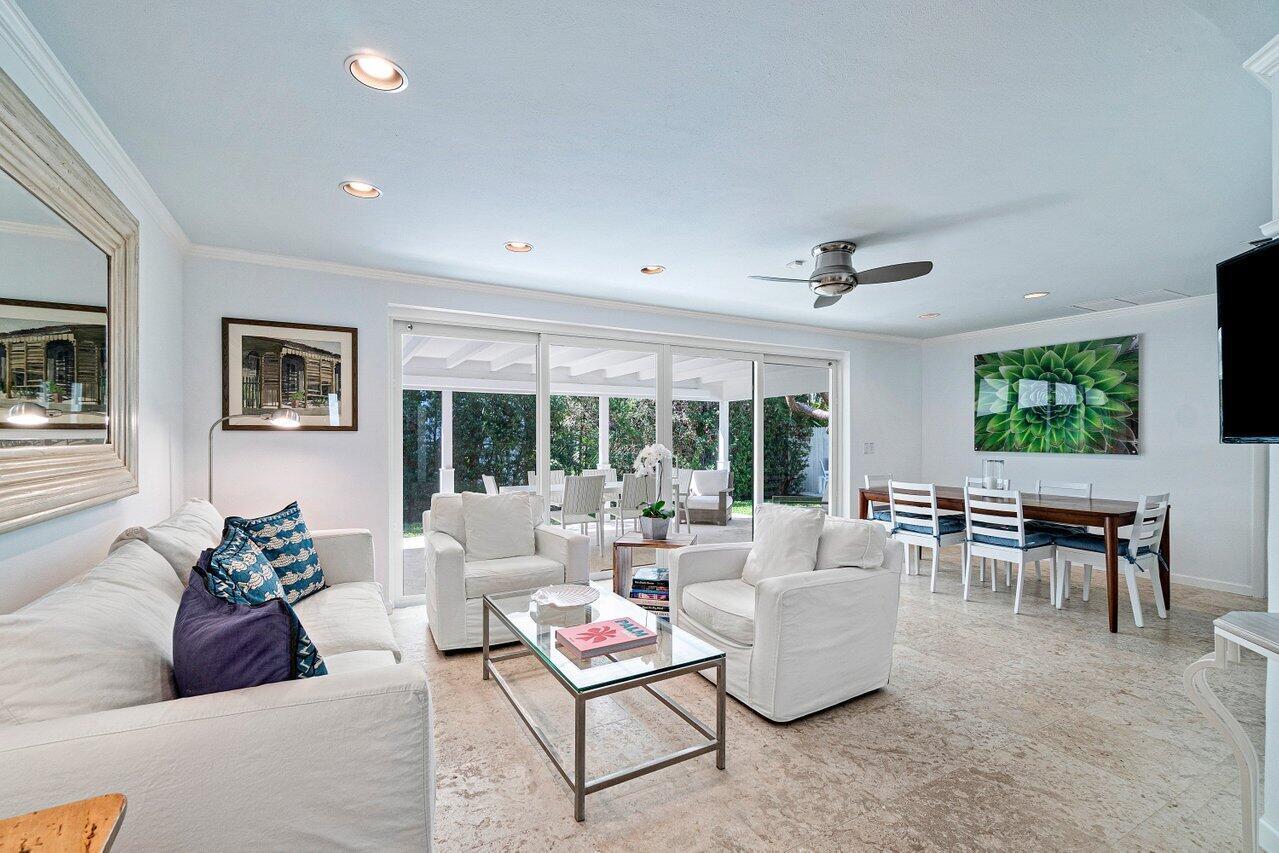 NORTH SHORE - Residential Lease