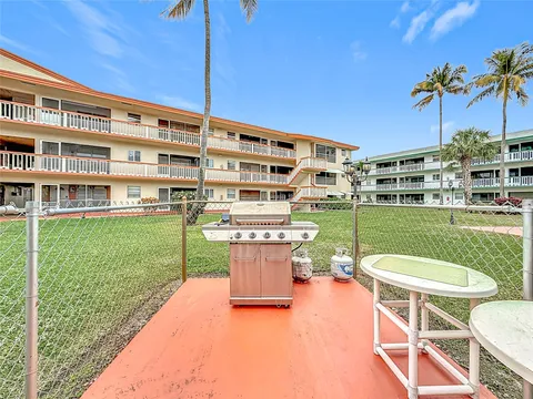 5300 Washington St Unit B225, Hollywood, FL MLS: F10493751