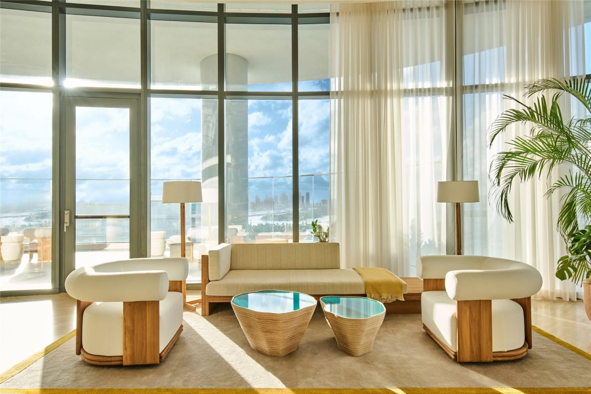 FIVE Park - Residential