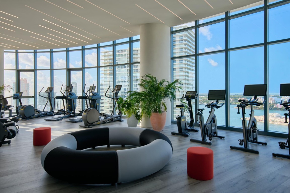 FIVE Park - Residential