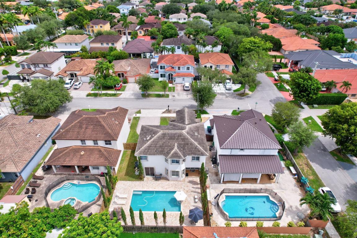 BIRD GARDENS SUB - Residential