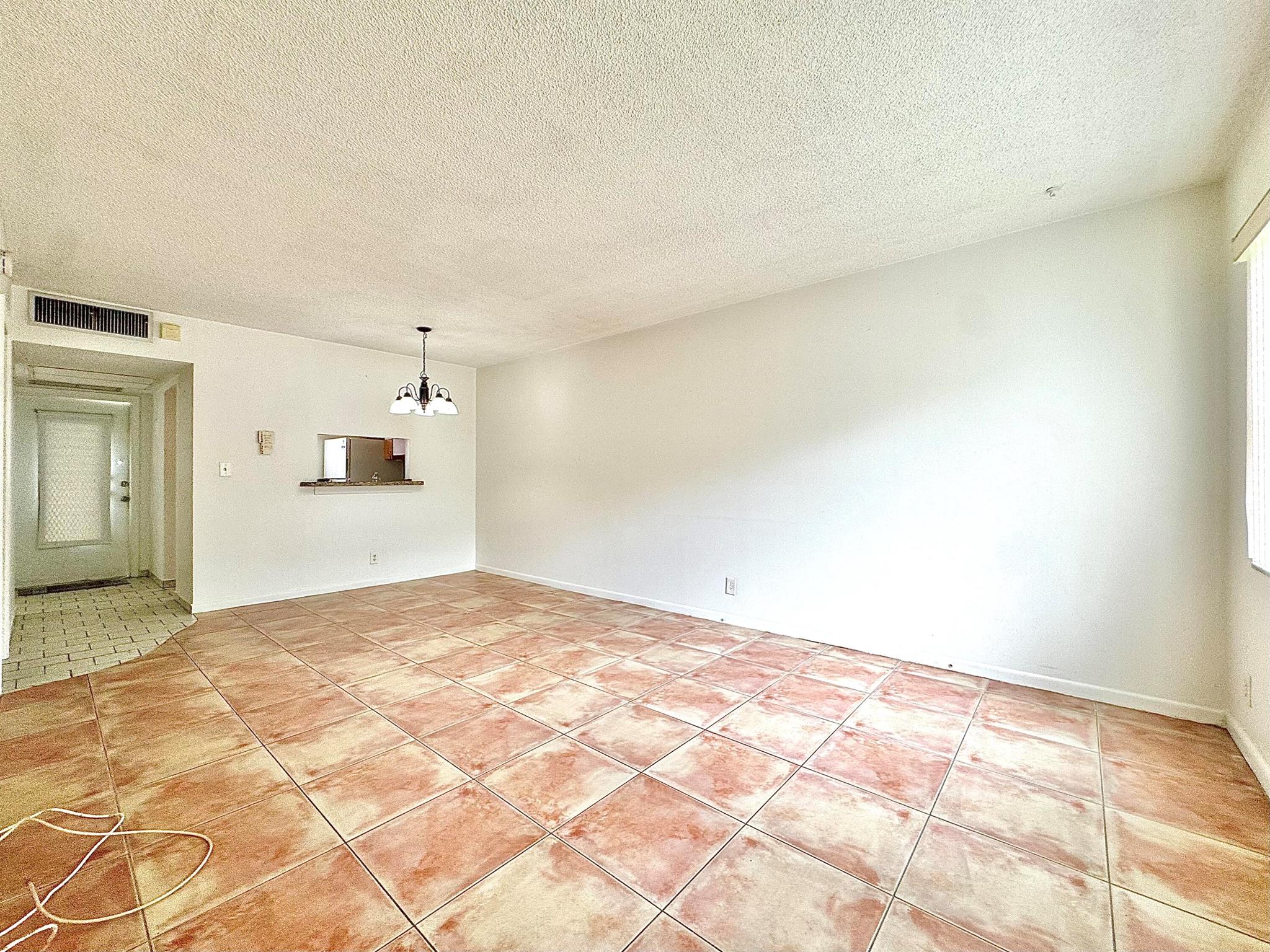 QUINSANA GARDENS CONDO - Residential