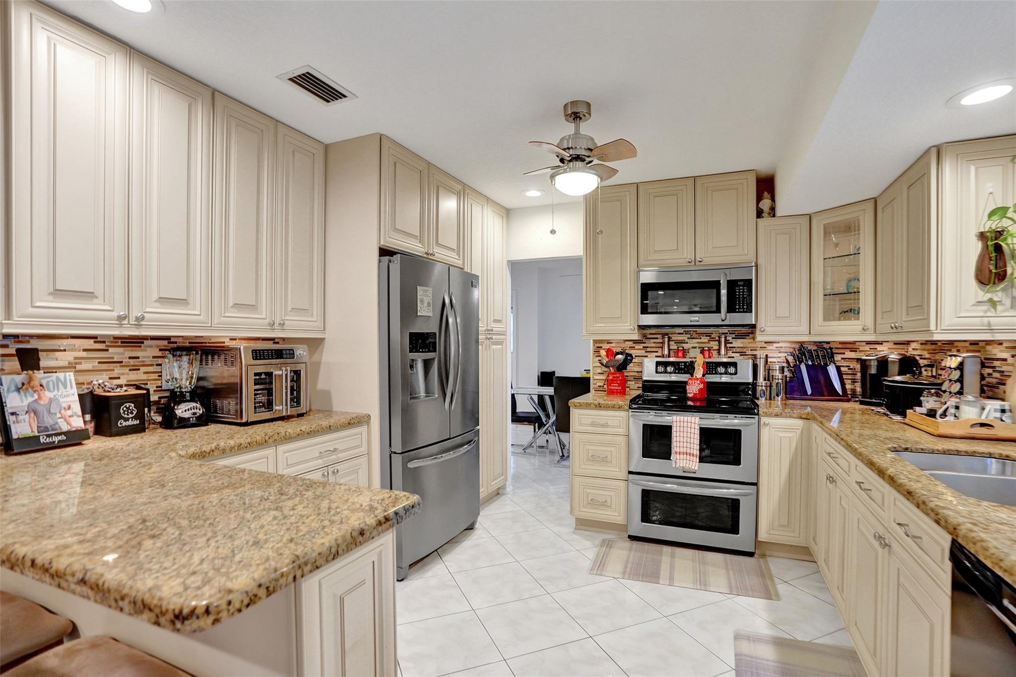 Ramblewood 76-49 B - Residential