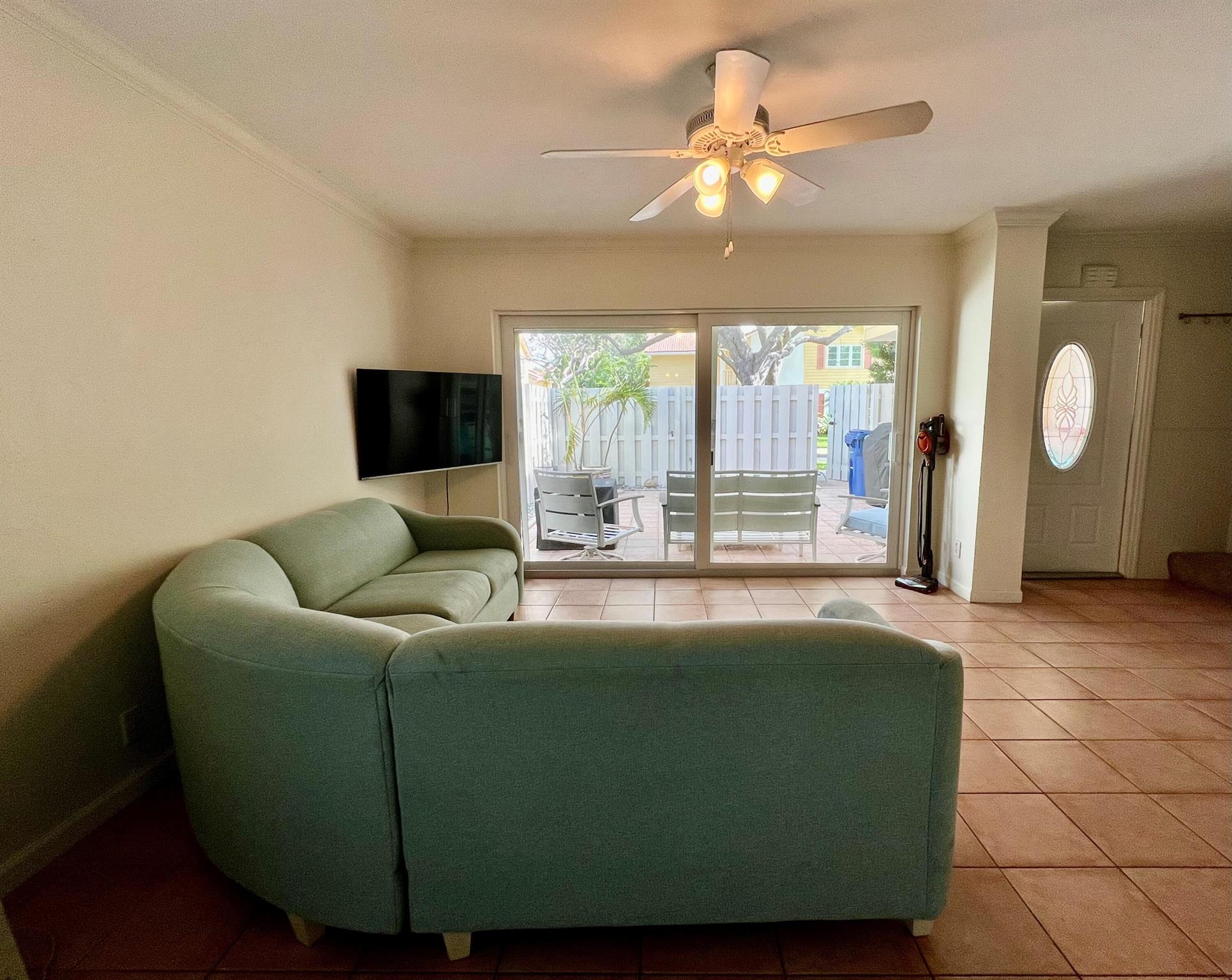 129 Seabreeze Circle