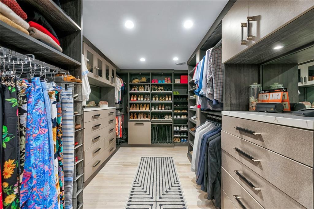 SEA RANCH LAKES - Residential