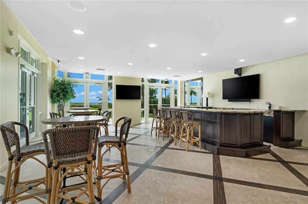 SEA RANCH LAKES - Residential