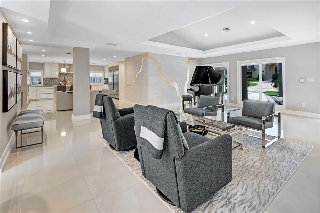 SEA RANCH LAKES - Residential