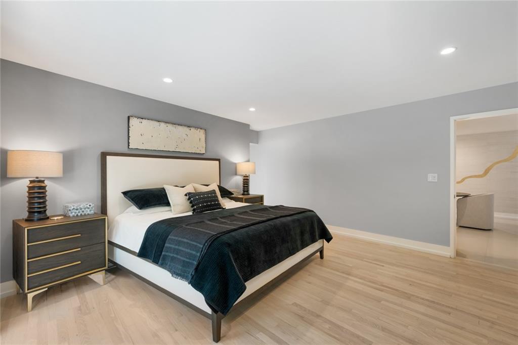 SEA RANCH LAKES - Residential