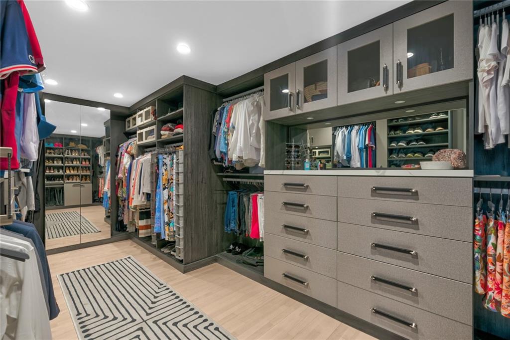 SEA RANCH LAKES - Residential