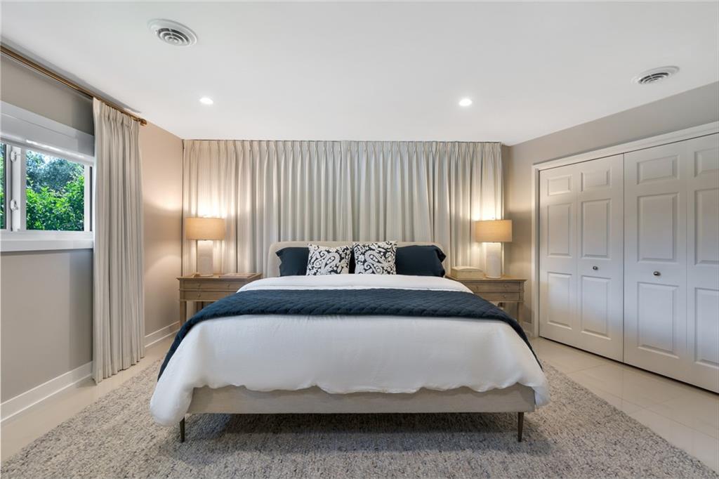 SEA RANCH LAKES - Residential