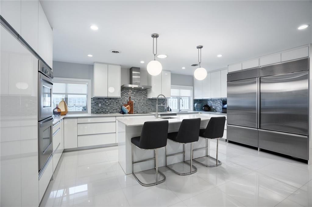 SEA RANCH LAKES - Residential