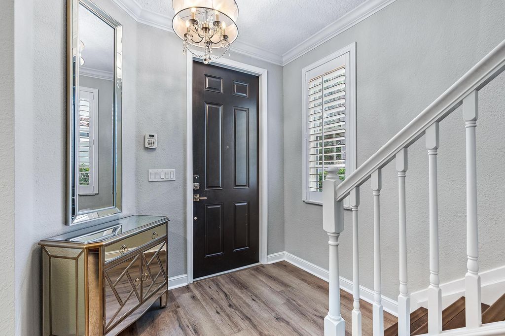 Photo of 719 Duchess Court, Palm Beach Gardens, FL 33410 (MLS # R10950446)