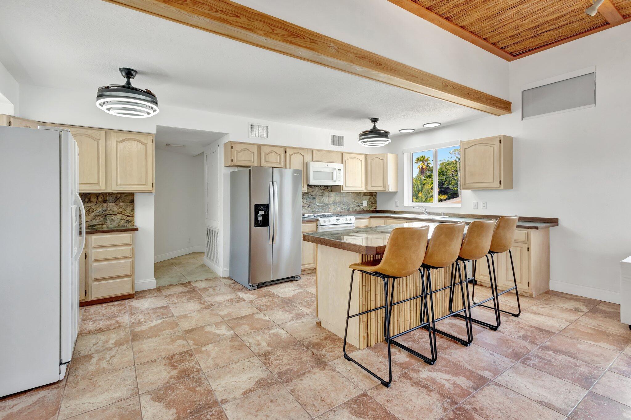 CORAL COVE BEACH SECTION - Residential Lease