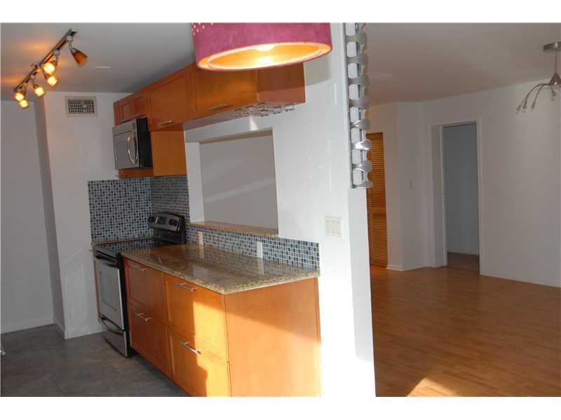 Palm Village Club - Residential