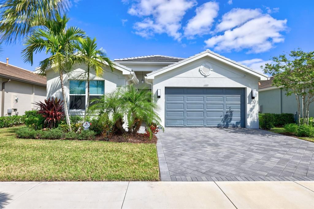 Photo of 11377 SW Willow Lane, Port St Lucie, FL 34987 (MLS # R10874361)