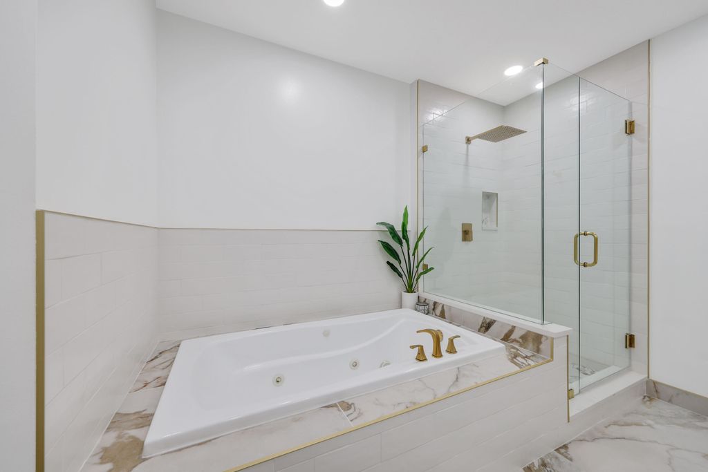 Photo of 200 NE 2nd Avenue #403, Delray Beach, FL 33444 (MLS # R11055880)