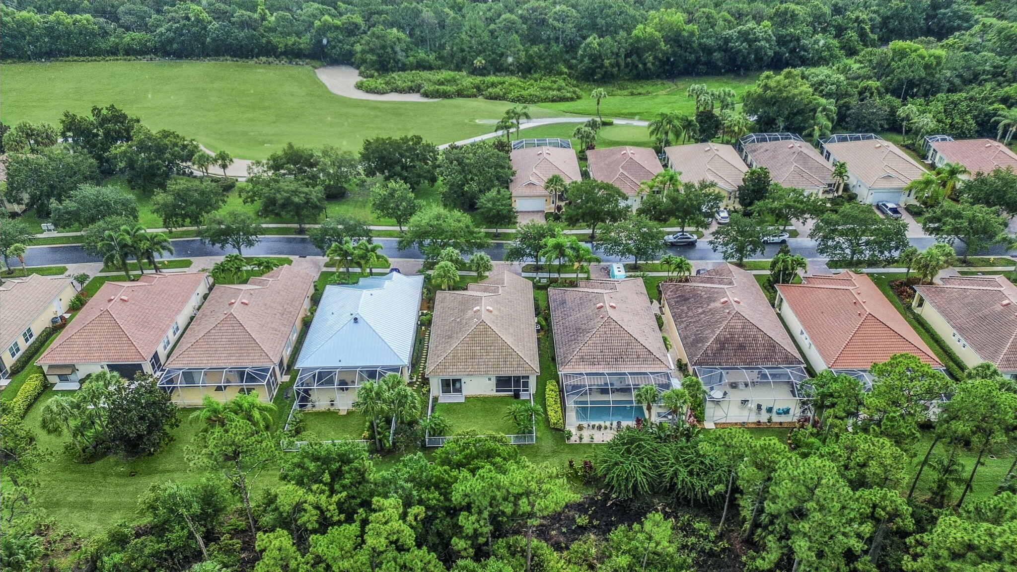 8616 SW Cruden Bay Court, Stuart, FL, 34997/$550,000 2 8616 SW Cruden Bay Court