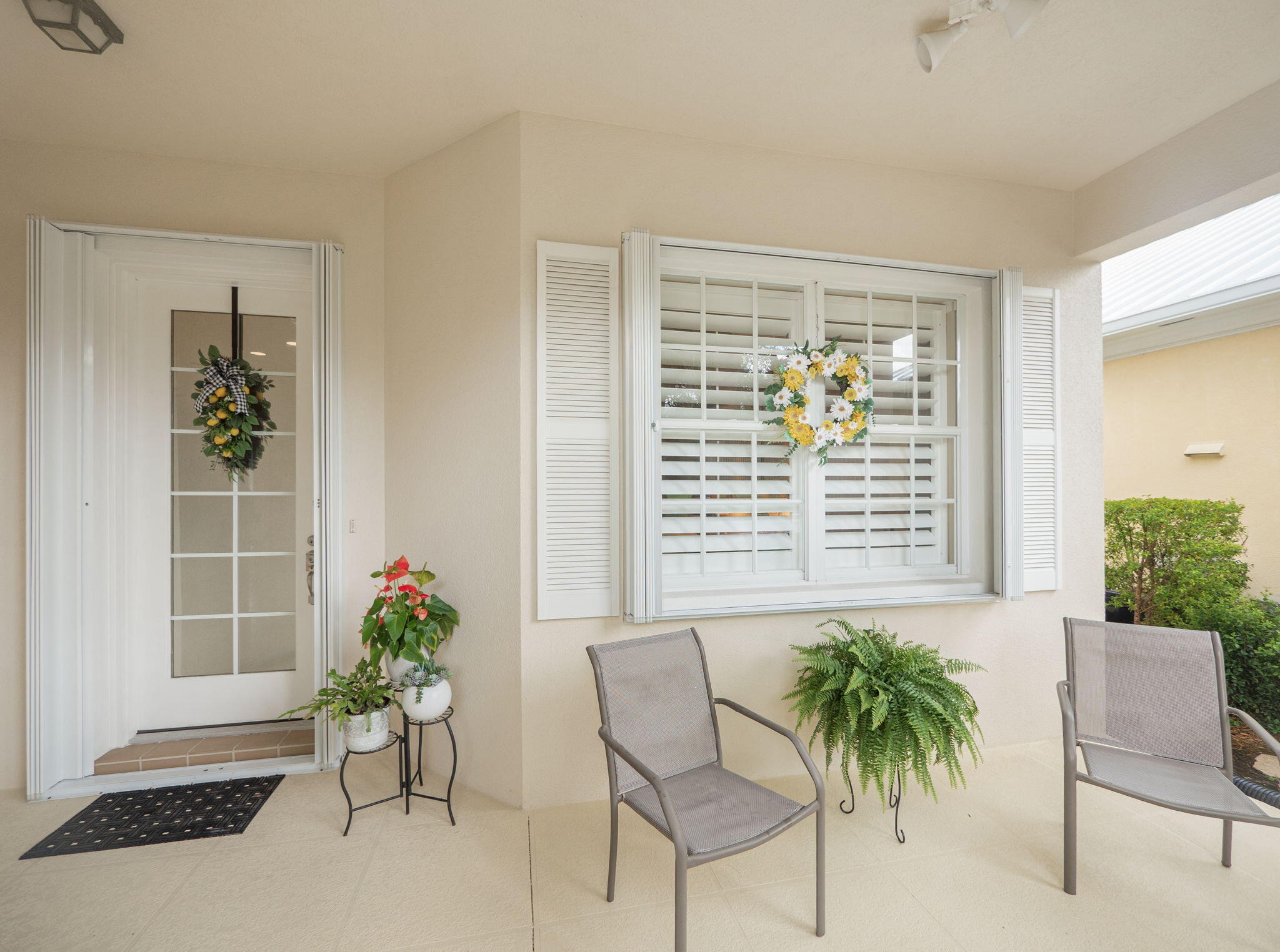 8616 SW Cruden Bay Court, Stuart, FL, 34997/$550,000 3 8616 SW Cruden Bay Court