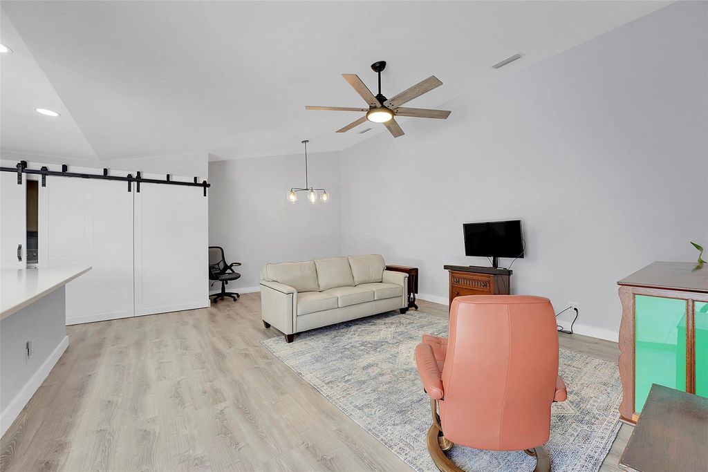 Photo of 1302 Sun Terrace Court #1302, Palm Beach Gardens, FL 33403 (MLS # F10428942)