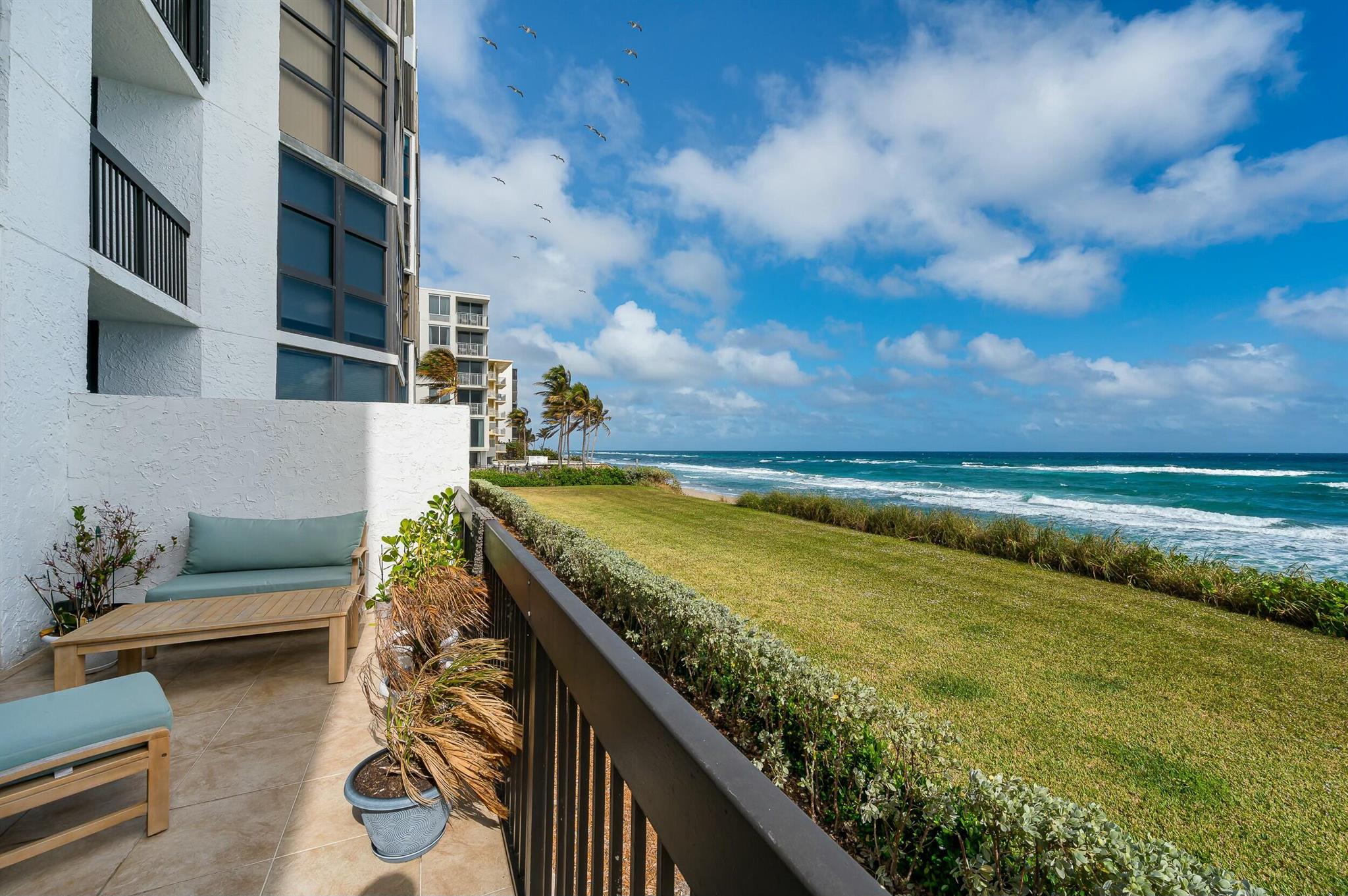 HILLSBORO OCEAN CLUB COND - Residential