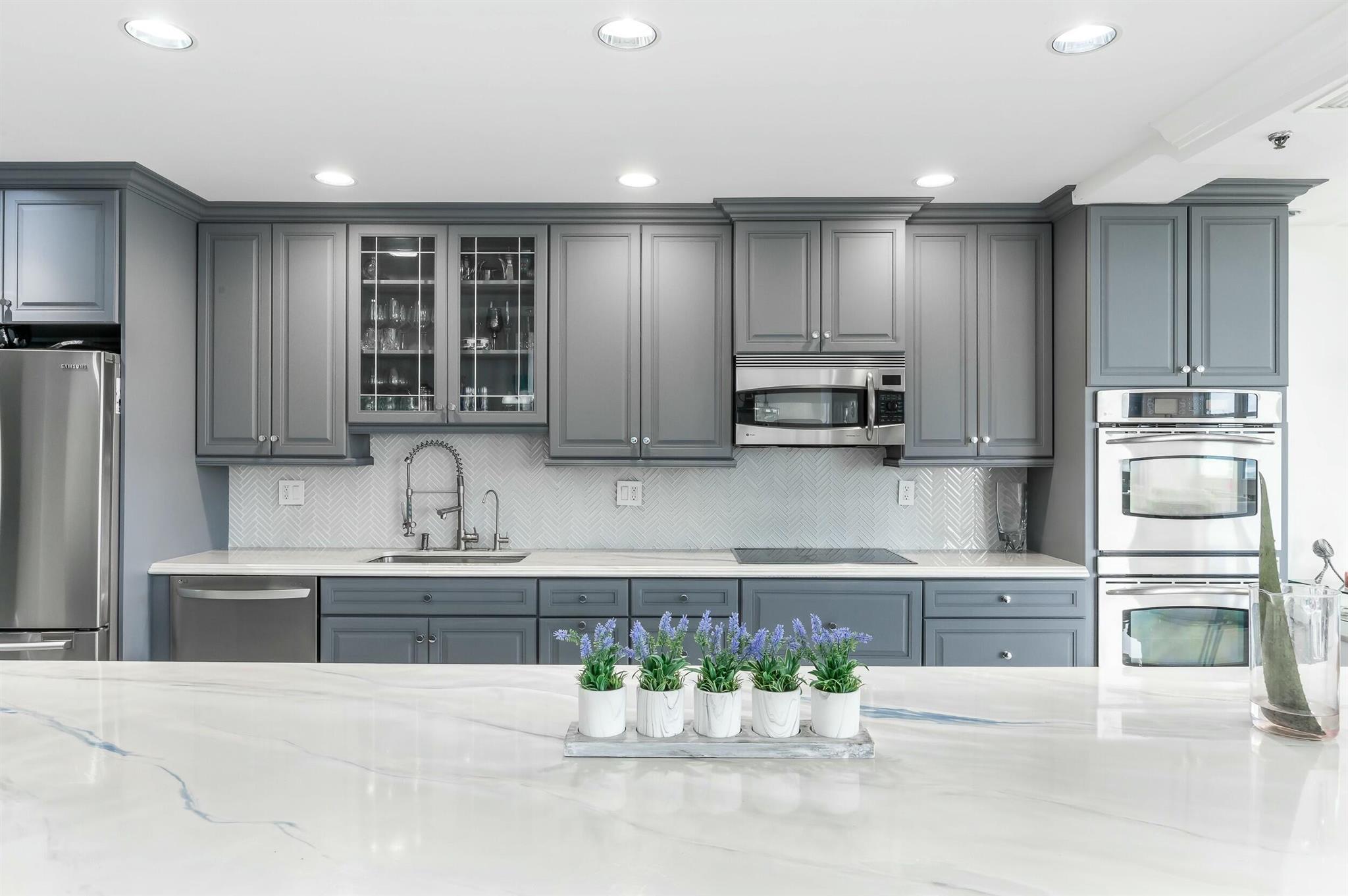 HILLSBORO OCEAN CLUB COND - Residential
