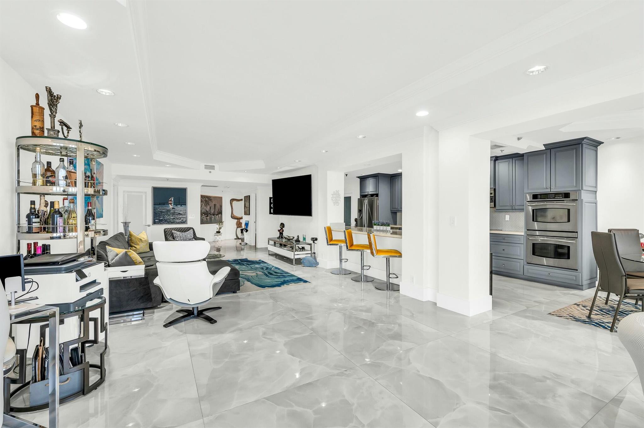 HILLSBORO OCEAN CLUB COND - Residential