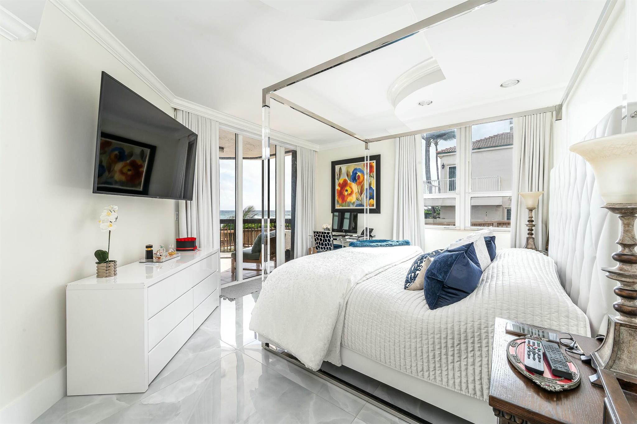 HILLSBORO OCEAN CLUB COND - Residential
